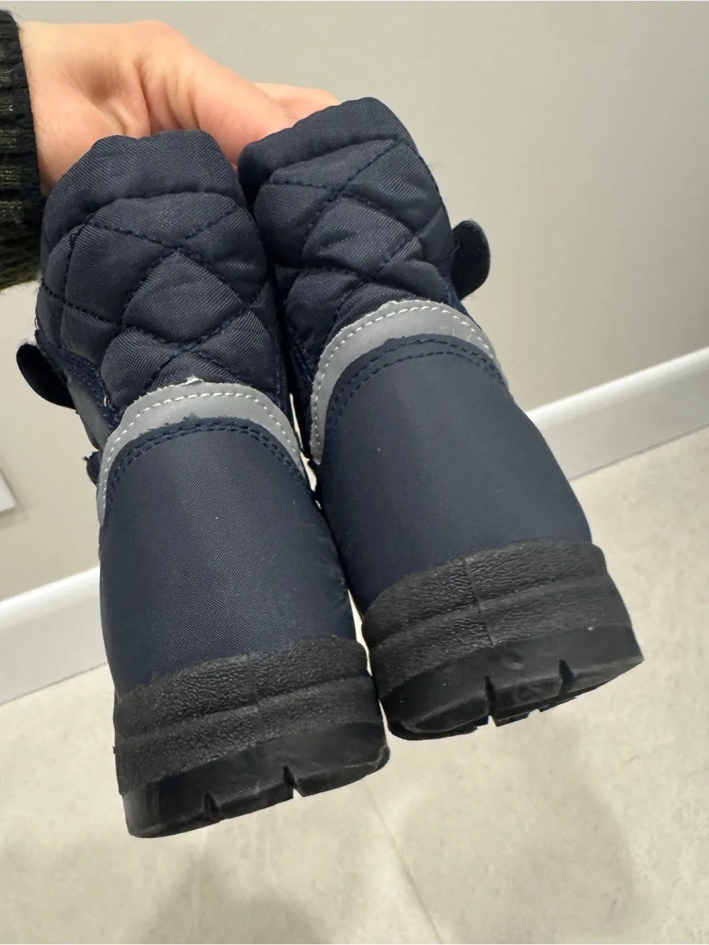 N/A kids winter